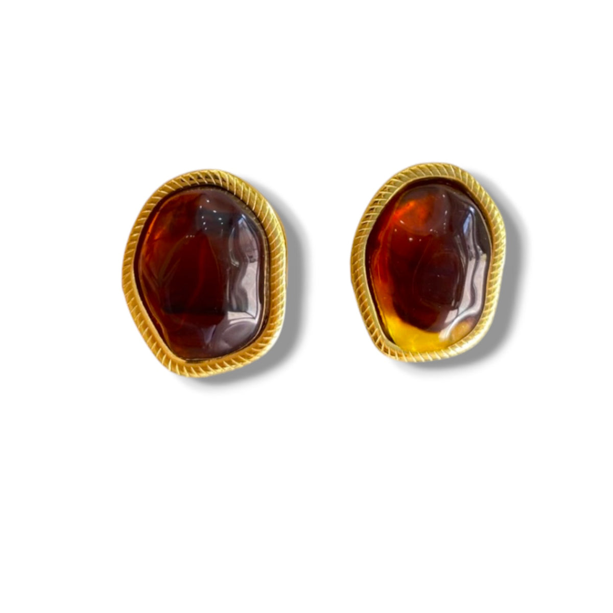 Aretes studs carey