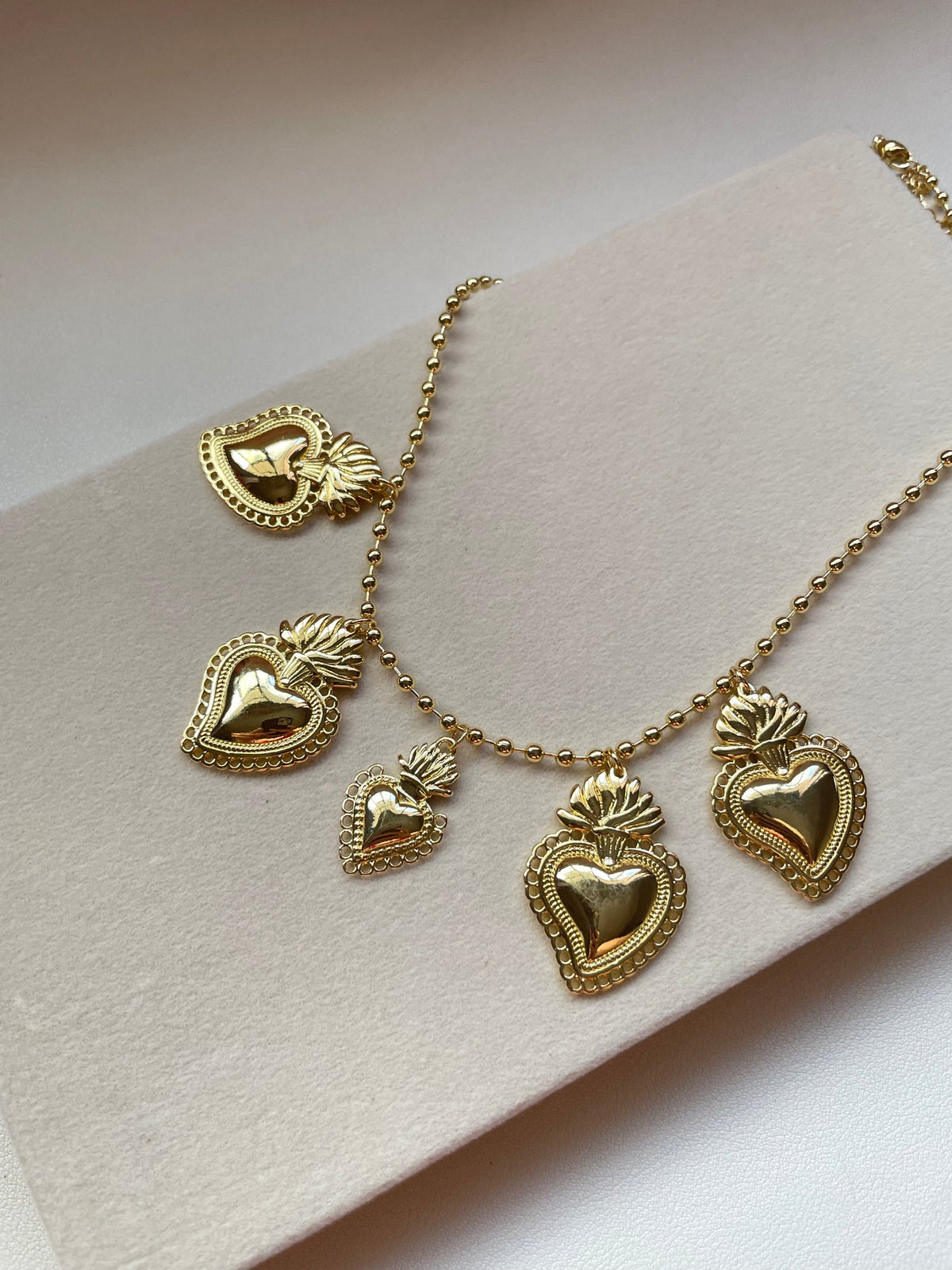 Hearts charm necklace