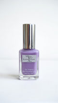 Karma Naturals vegano, no tóxico esmalte de uñas "Denises Paris Café" Color de uñas de larga duración y libre de crueldad.