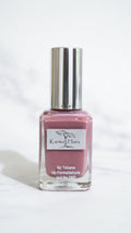 Karma Naturals vegano, no tóxico esmalte de uñas "Wine O Clock" Color de uñas de larga duración y libre de crueldad.