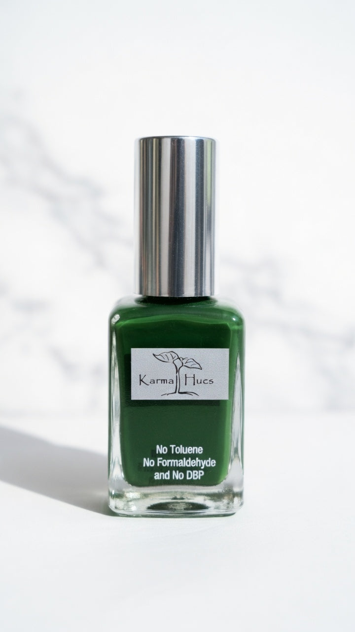 Karma Naturals vegano, no tóxico esmalte de uñas "Jenny from the Block" Color de uñas de larga duración y libre de crueldad.