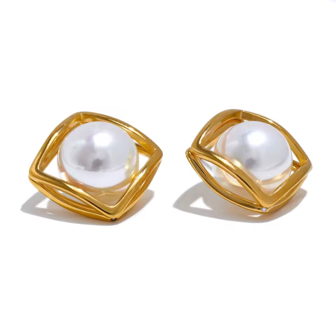 Diamond pearls