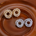 Round sparkly studs (dorado)