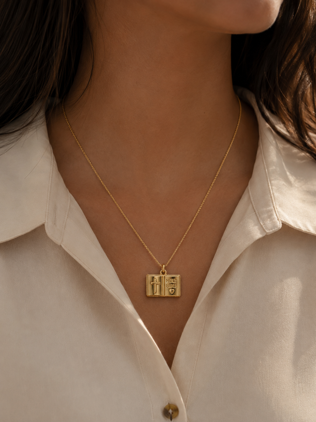 Collar Biblia