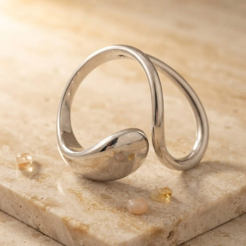 Anillo ajustable en a euro inoxidable plateado en forms de gotas