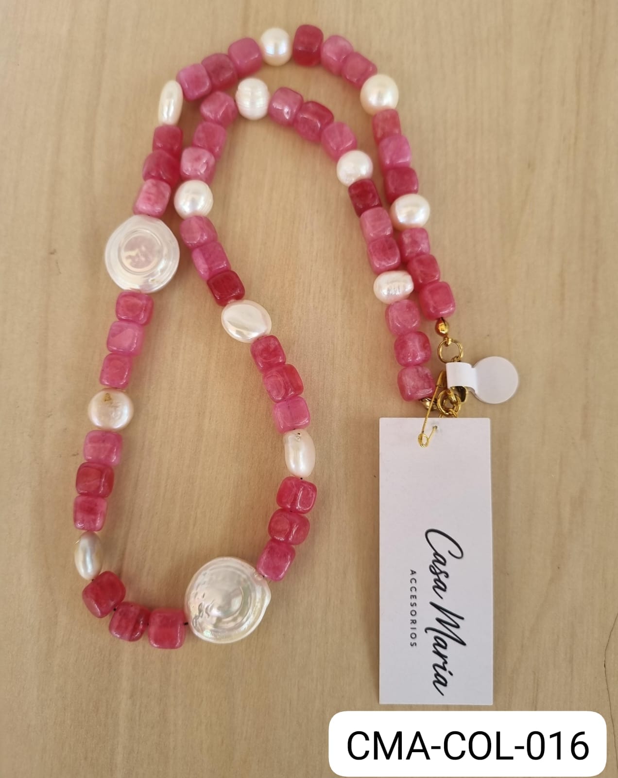 Collar Rosado y Perlas
