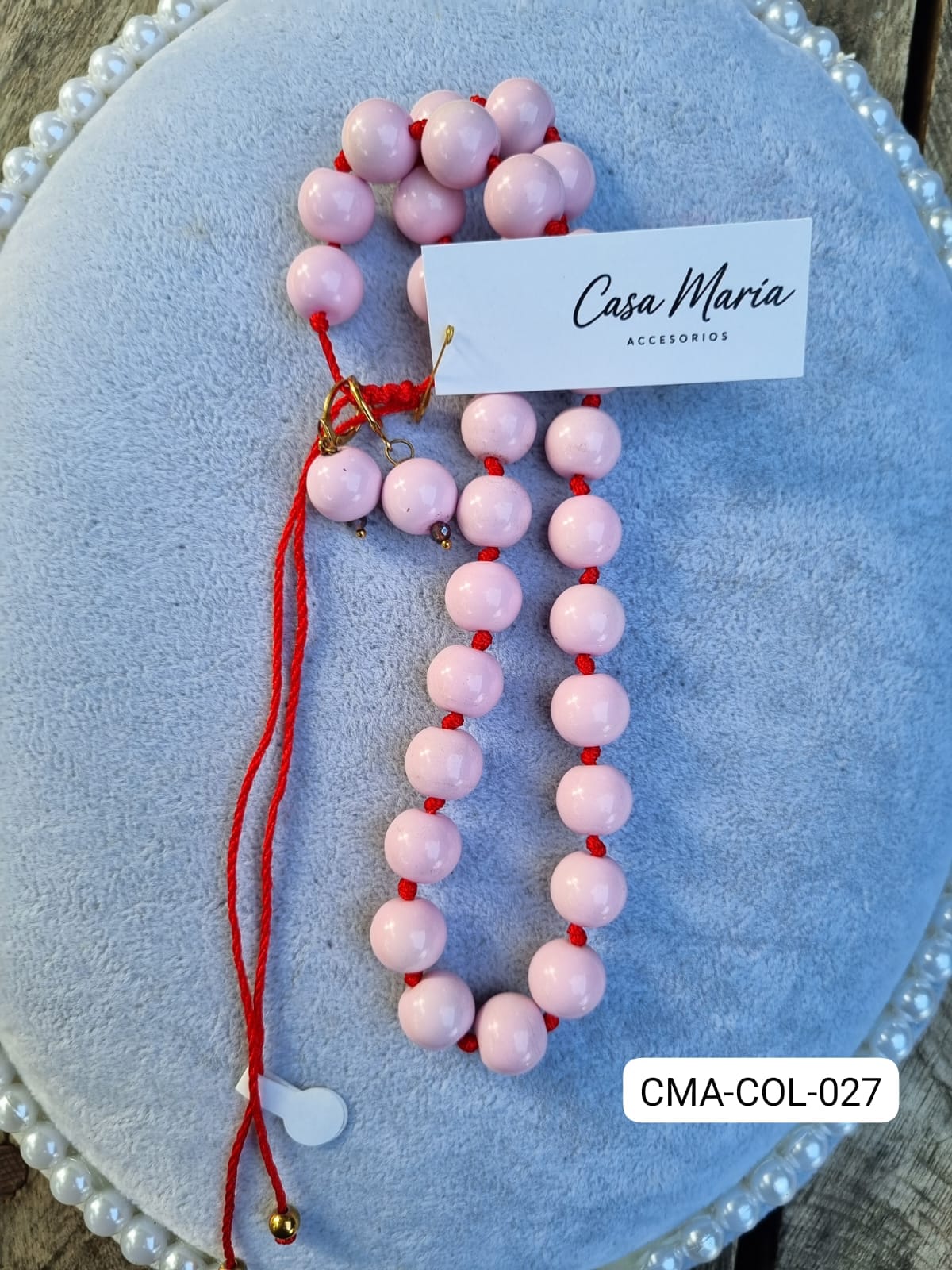 Collar rosado grande