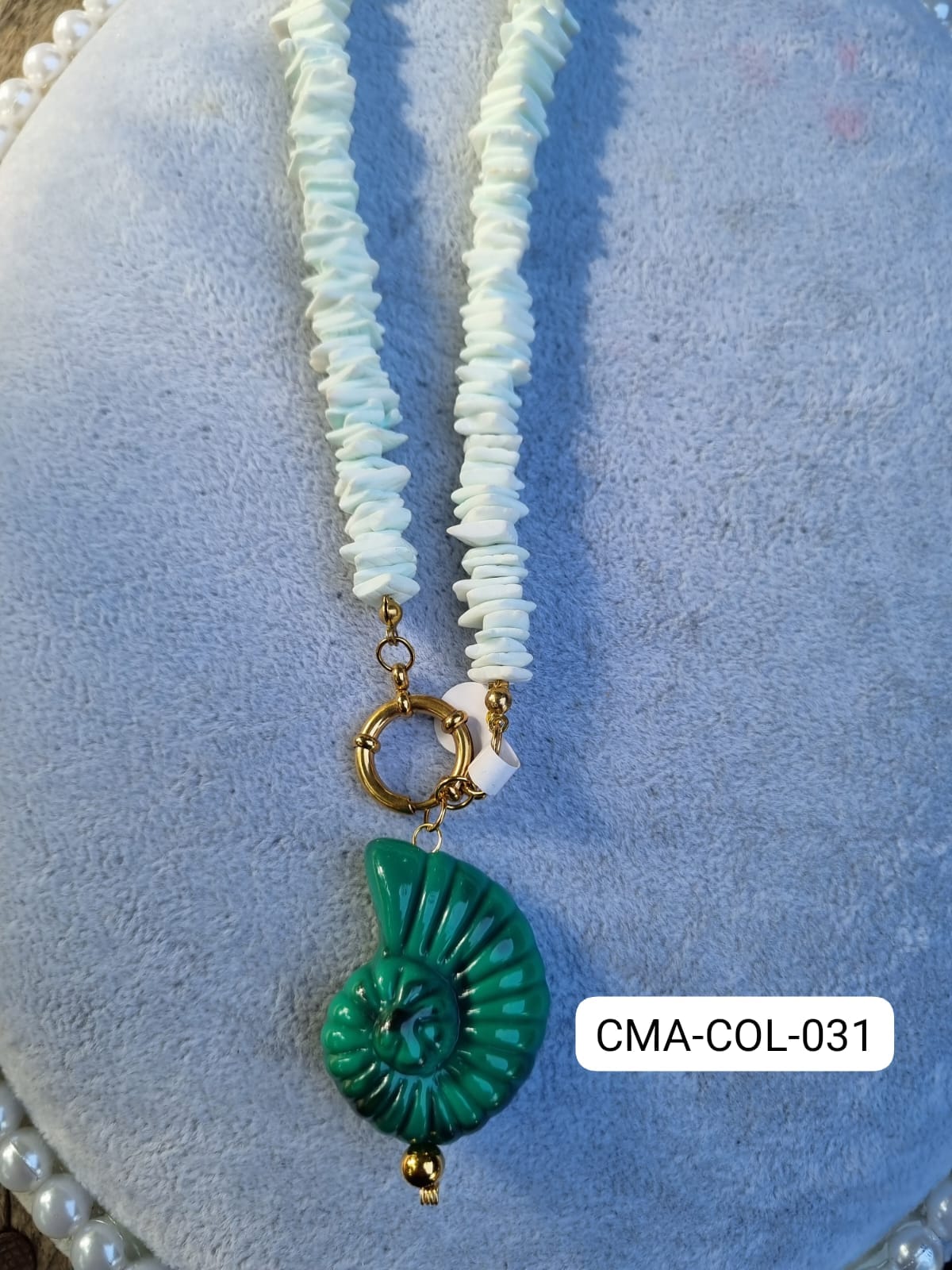 Collar nacar caracola verde