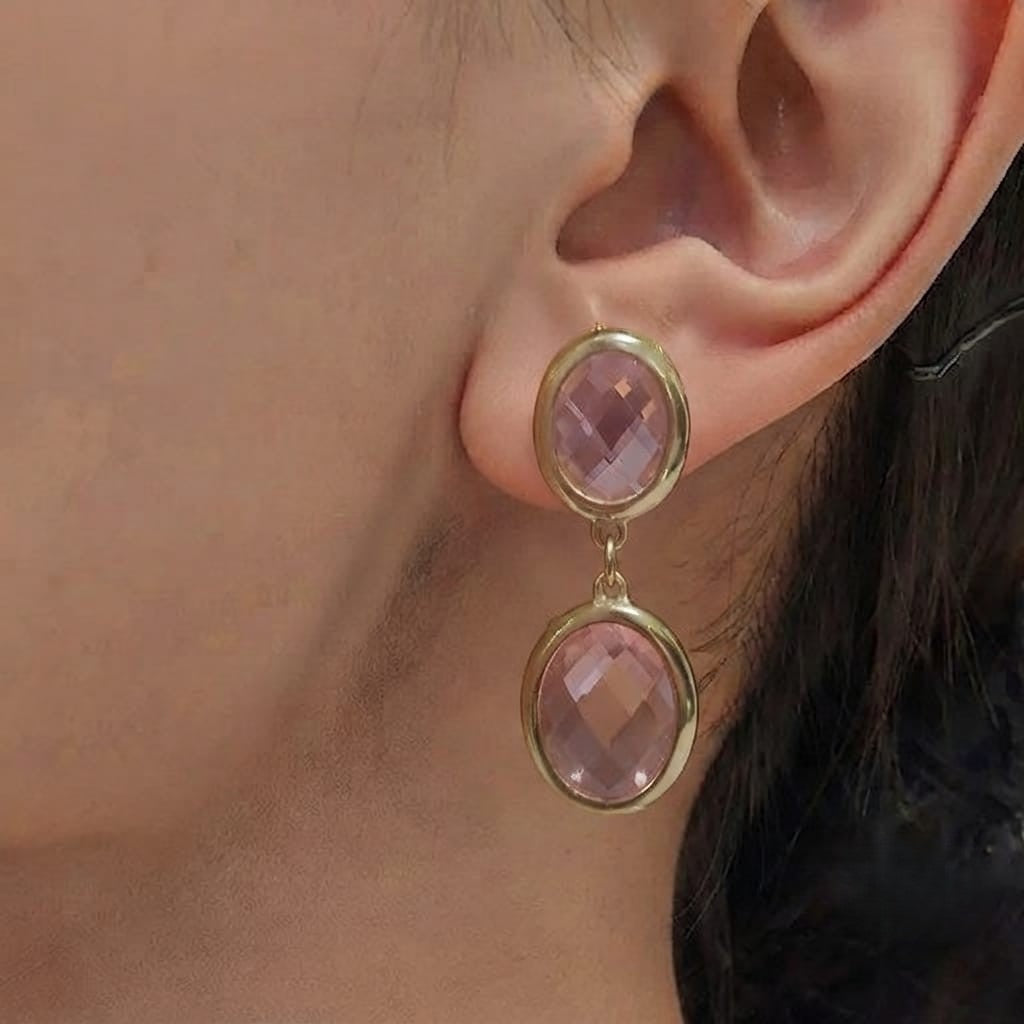 Aritos largos con zirconios rosado