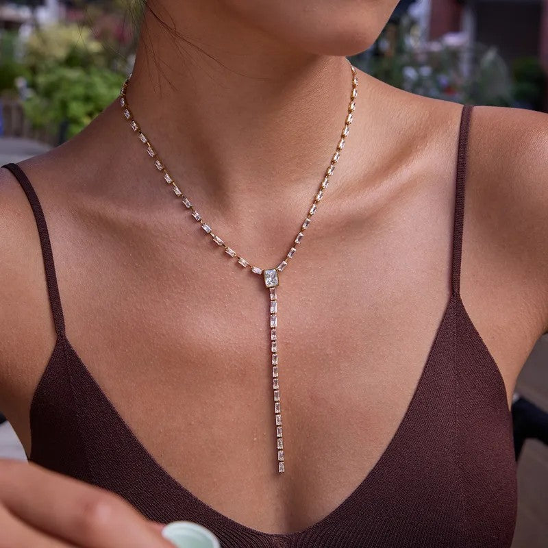 Cadena con zirconias cuadradas